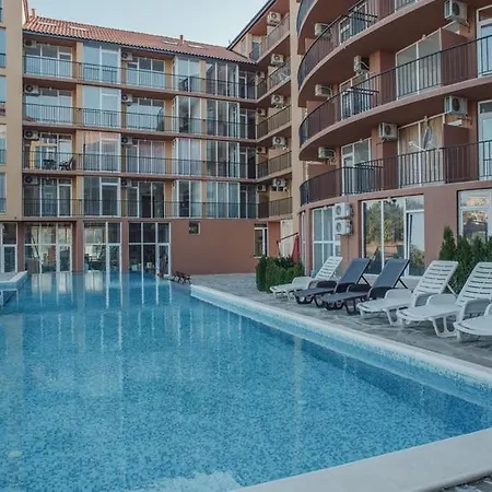 South Апартамент *
